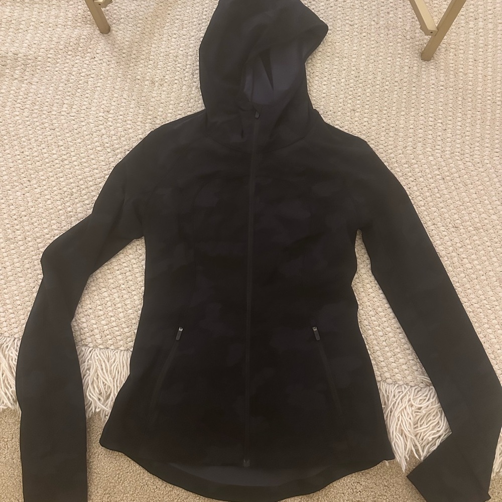 Lululemon Jacket - Picture 3 of 4